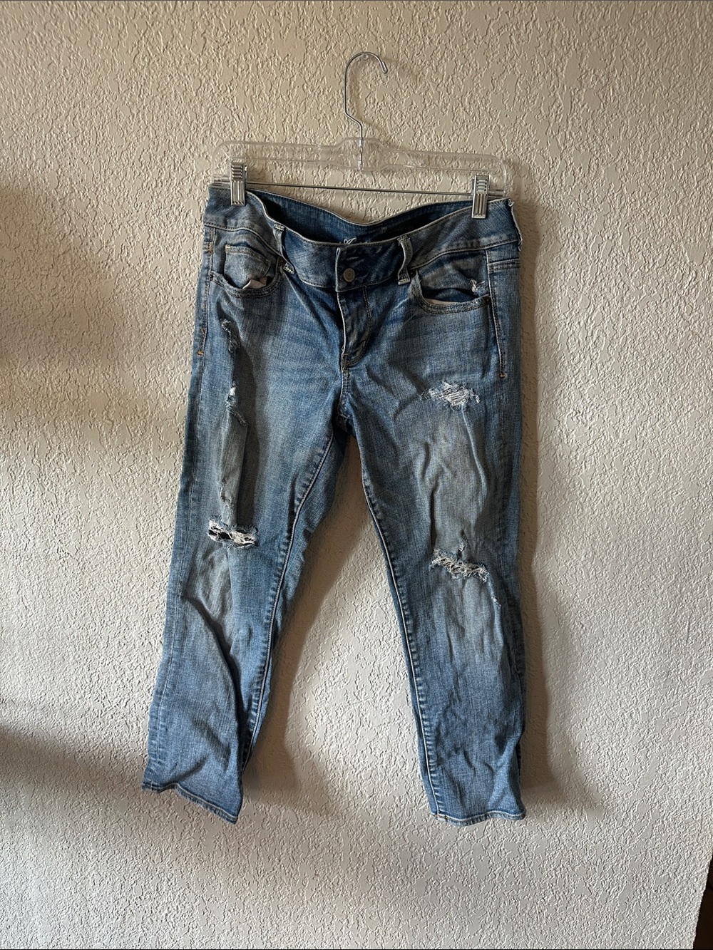 American Eagle Outfitters Light Blue Skinny Distressed Jeans